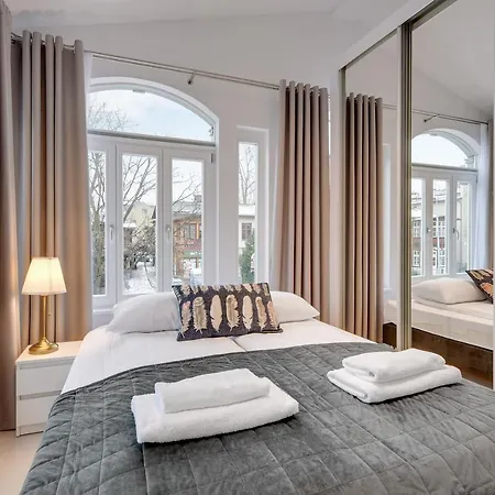 Lion - Chopina 29 With Parking 5 Min From The And Center