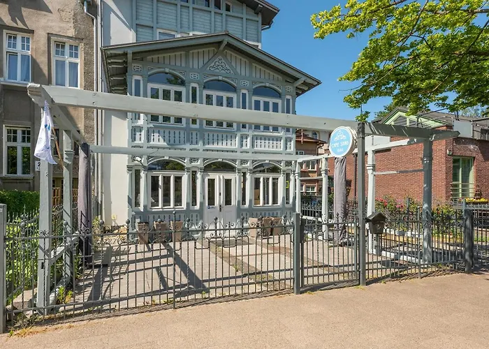 Lion - Chopina 29 With Parking 5 Min From The And Center アパート